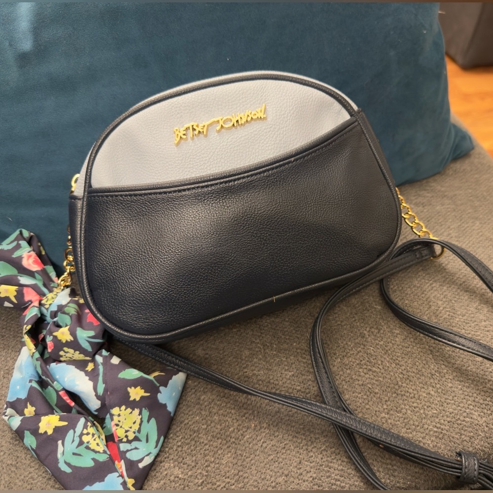 Betsey Johnson Small Crossbody Navy & Light Blue w/ Floral Twilly Like New